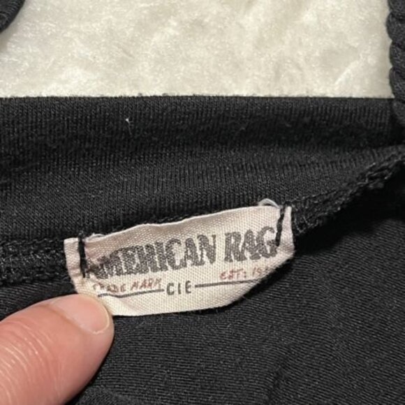 American Rag Womens Black Short Sleeve Cold Shoulder Top V Neck Size Medium USA - Picture 7 of 12